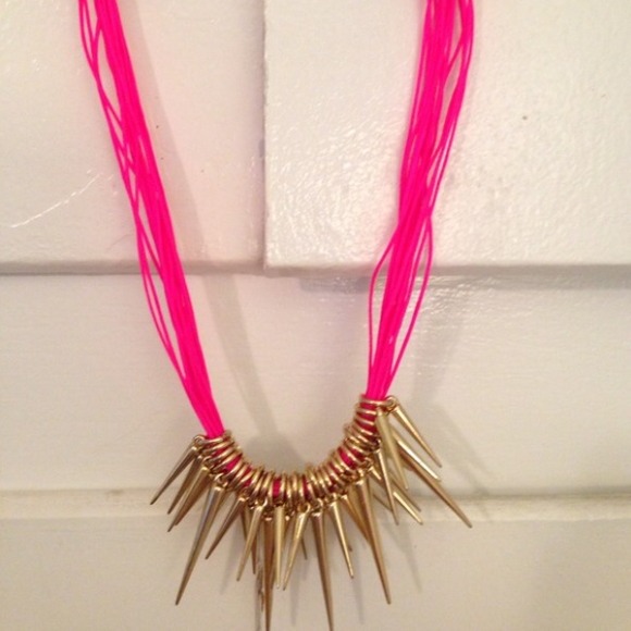 💗Pink & Gold Necklace & Bracelet Set💗 - Picture 4 of 4