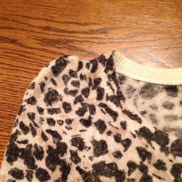 ❌BUNDLED❌H&M Cheetah Print Sweater - Picture 4 of 4