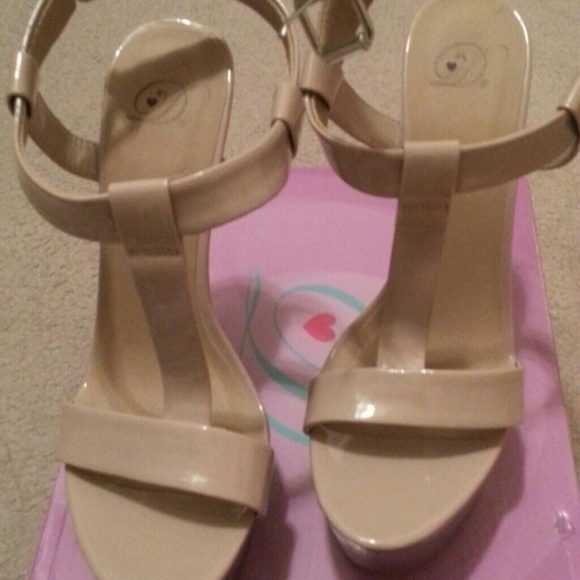 Sold on Ebay - Picture 3 of 3