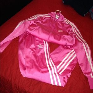 adidas pink sweatsuit