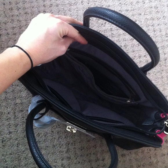 Purse - Picture 4 of 4