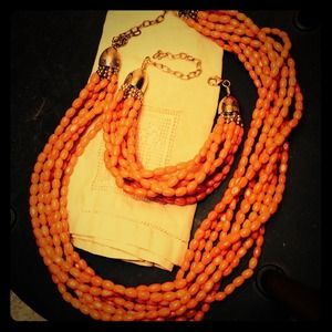 Coral necklace and bracelet set
