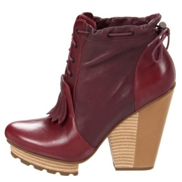 Timo Weiland for Tsubo 'Royce' Booties - Picture 2 of 3