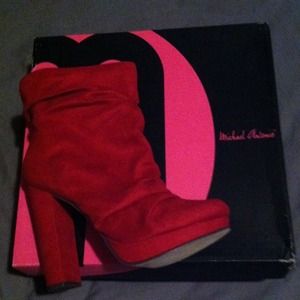 🌹Red suede bootie🌹