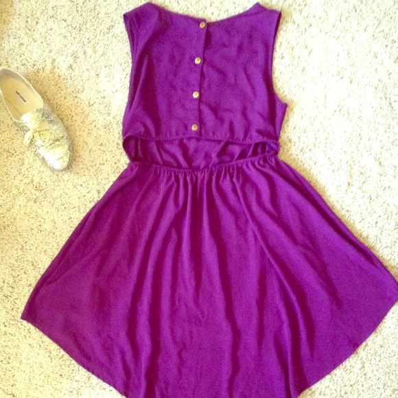 Purple high-low dress 💄