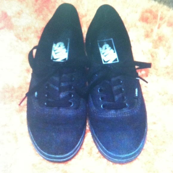 Black Vans!