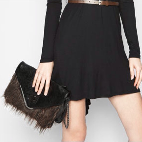 🎉HP 🎉 Jaw Dropping Faux Fur Leather handbag