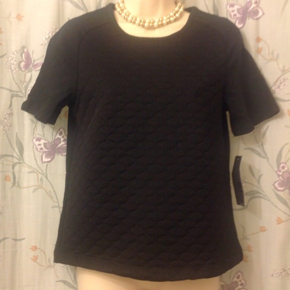 📛Cute black top with front panel. Small.