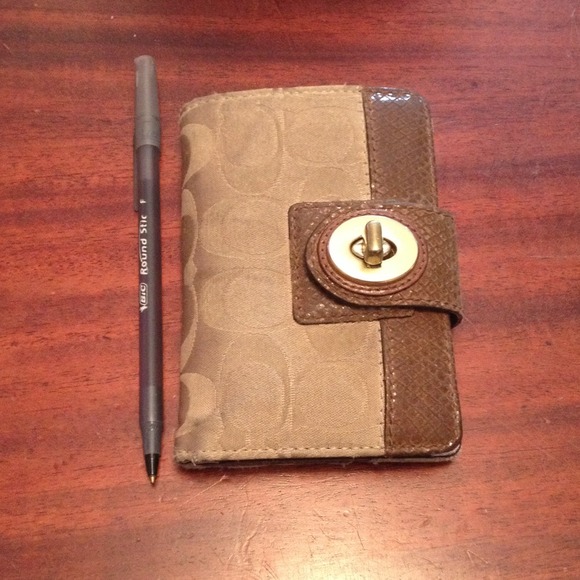 Coach wallet