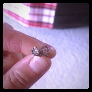 ✅Natural and REAL Diamond earrings