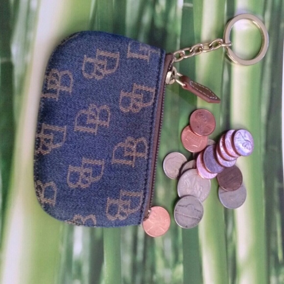 Dooney & Bourke Clutches & Wallets - Dooney & Bourke coin purse.