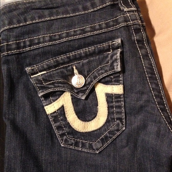 Sold - Picture 1 of 3
