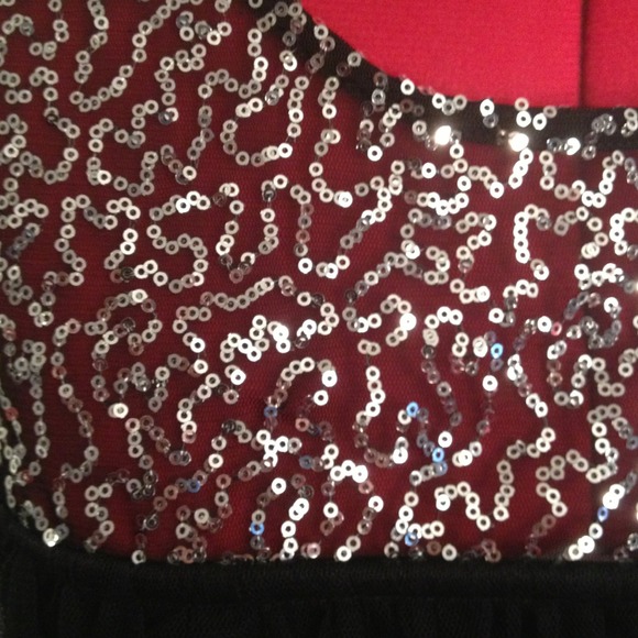 black sequin dress - Picture 4 of 4