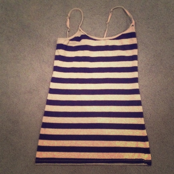 Basic gray n navy tank