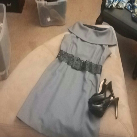 SOLD and Bundled!!!! A-line pinup Tahari dress!! - Picture 3 of 3