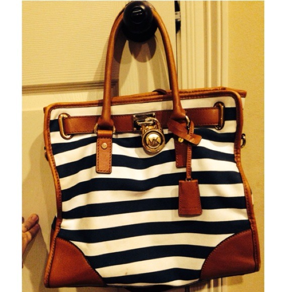 🚫SOLD🚫 - Picture 2 of 4