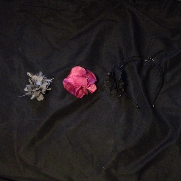 3 flower hair pins/headband
