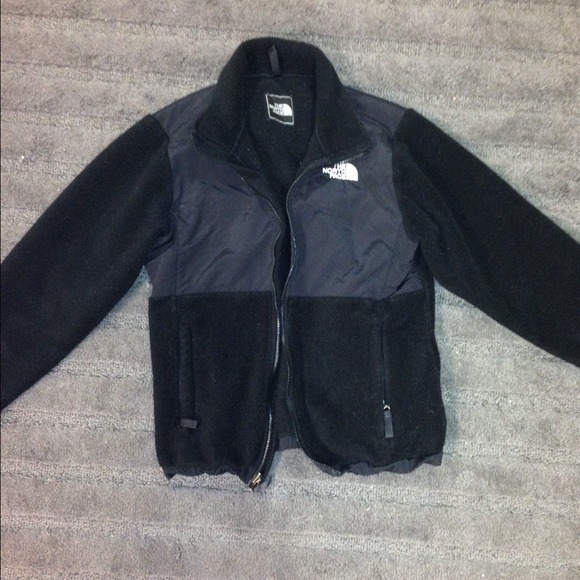 Black North Face Denali