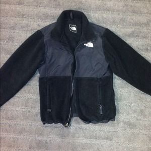 Black North Face Denali