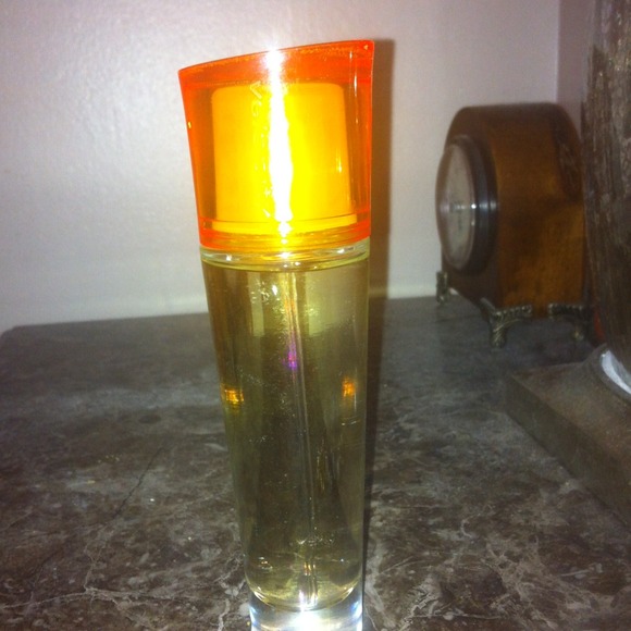 MaryKay Velocity perfume
