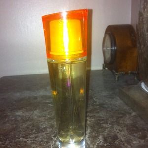 MaryKay Velocity perfume