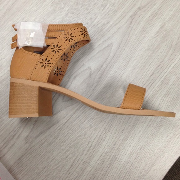 Isabella marant inspired chunky heeled sandals
