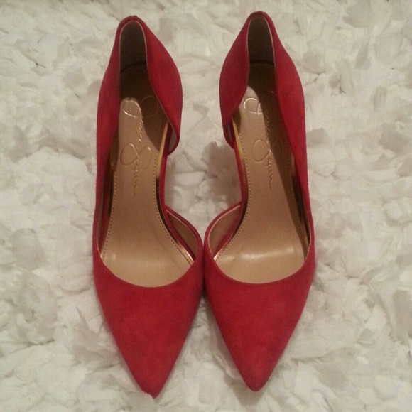 Jesscia Simpson red suede pump