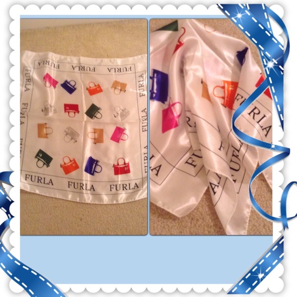 💚💐 FURLA Scarf 🍭🍬REDUCED ‼️💥
