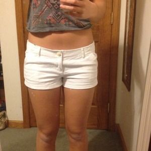 White Hollister shorts !