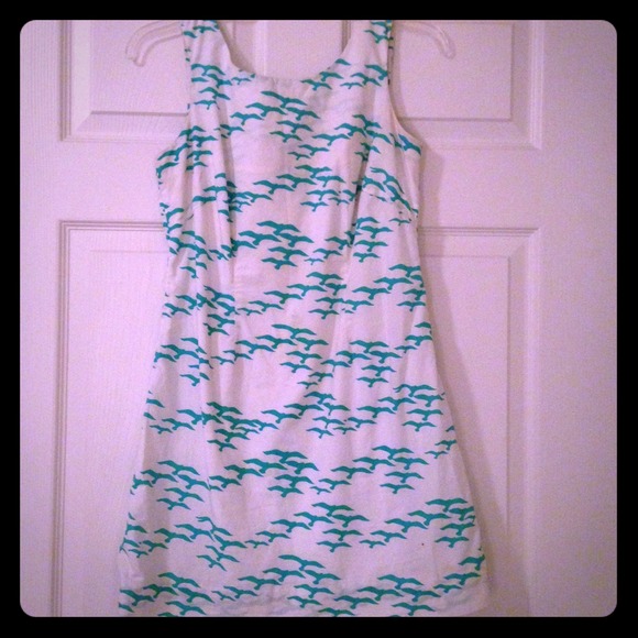 Lilly Pulitzer Dresses & Skirts - Lily pulitzer seagulls, gold knot bangles, peplum