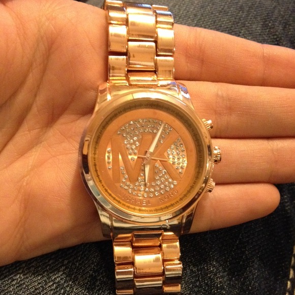 Michael Kors rose gold watch