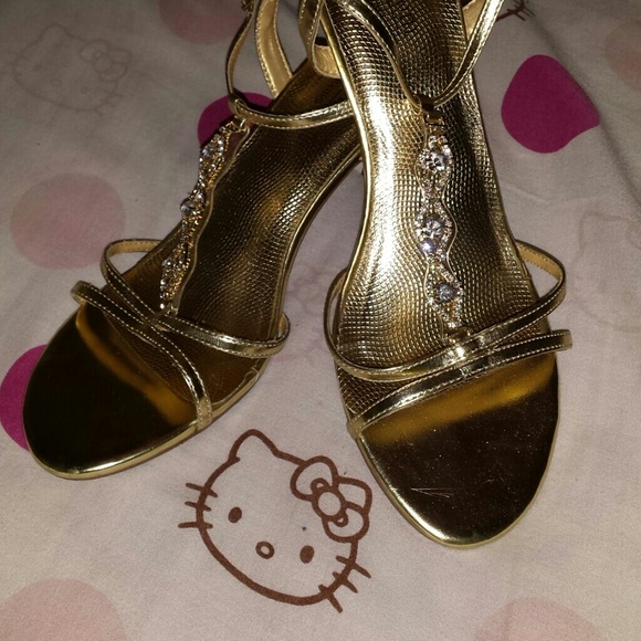 Cute heels - Picture 2 of 4