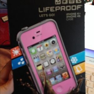 Life proof  iPhone 4S case only used once