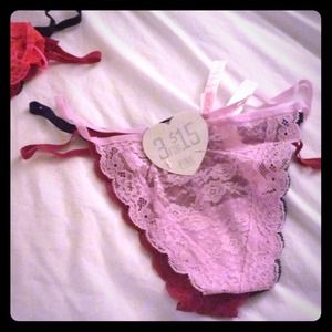 🚫🚫🚫SOLD🚫🚫🚫 Victoria secret pink lace thongsl