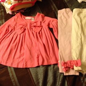 Shirt & 2 pants 💞