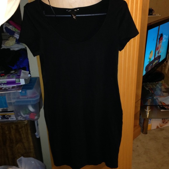 H&M dress TRADED🔥