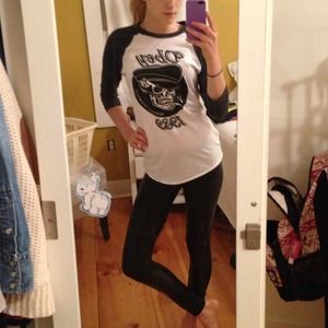 Obey tee (never worn) skull print