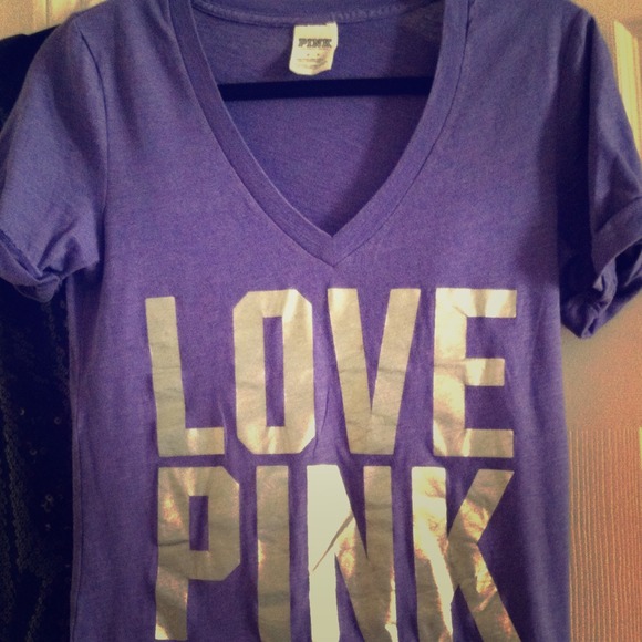 VS PINK tees & sweatshirt