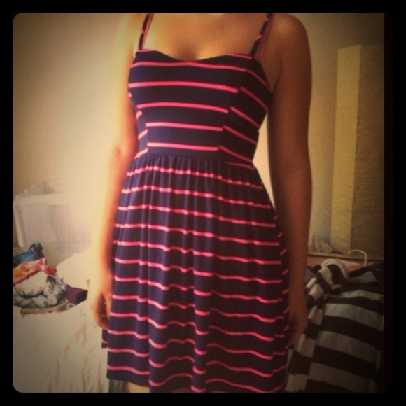 Cute Striped Casual Dress!