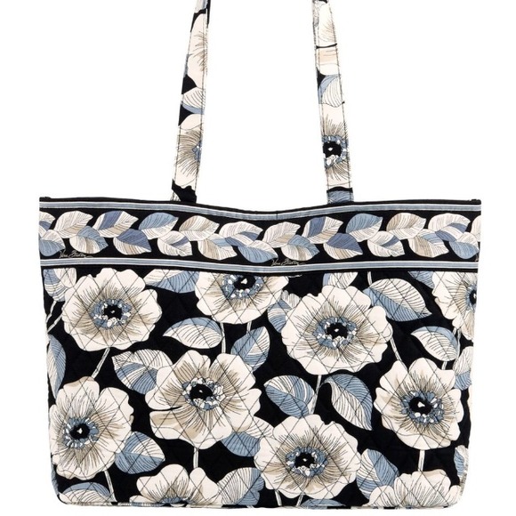 Vera Bradley Handbags - Vera Bradley East West Tote