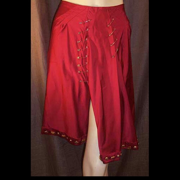 Moschino Red Satin Beaded Safety Pin Skirt 42IT - Picture 3 of 4