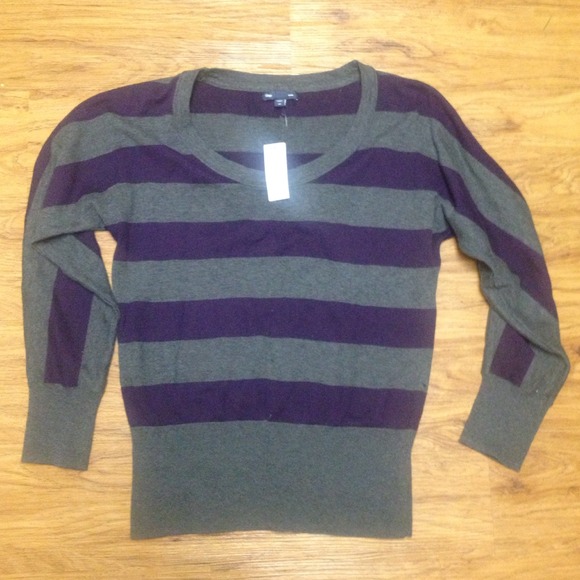 Gap gray sweater size xs