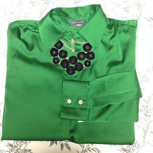 Vince camuto top with collar