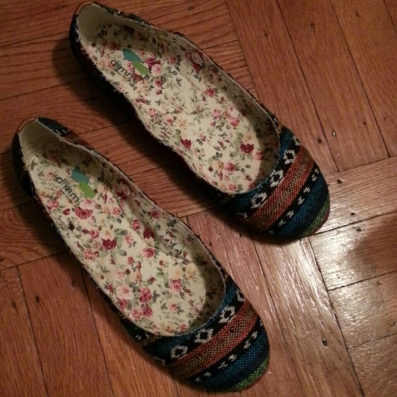 Bohemian pattern flats