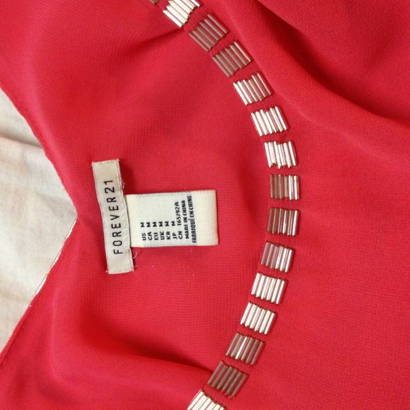Dress - Picture 3 of 3