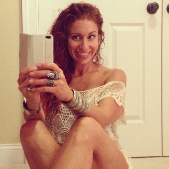 MEET YOUR SELLER/ BUYER 😊 - Picture 4 of 7