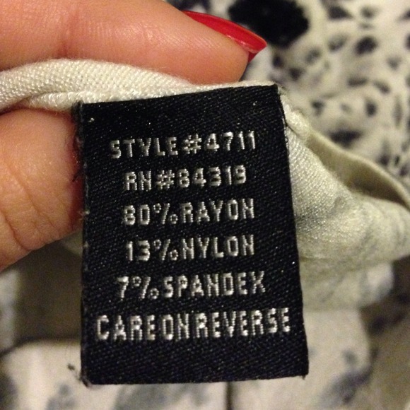 Sweater - Picture 5 of 5