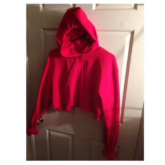 Red cropped hoodie