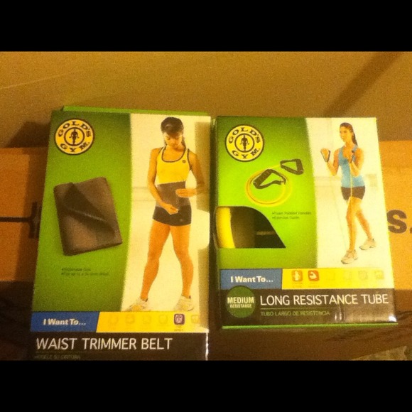 Golds gym two piece