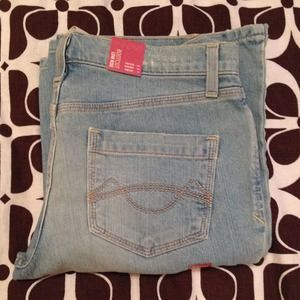 Mossimo Jeans. NWT